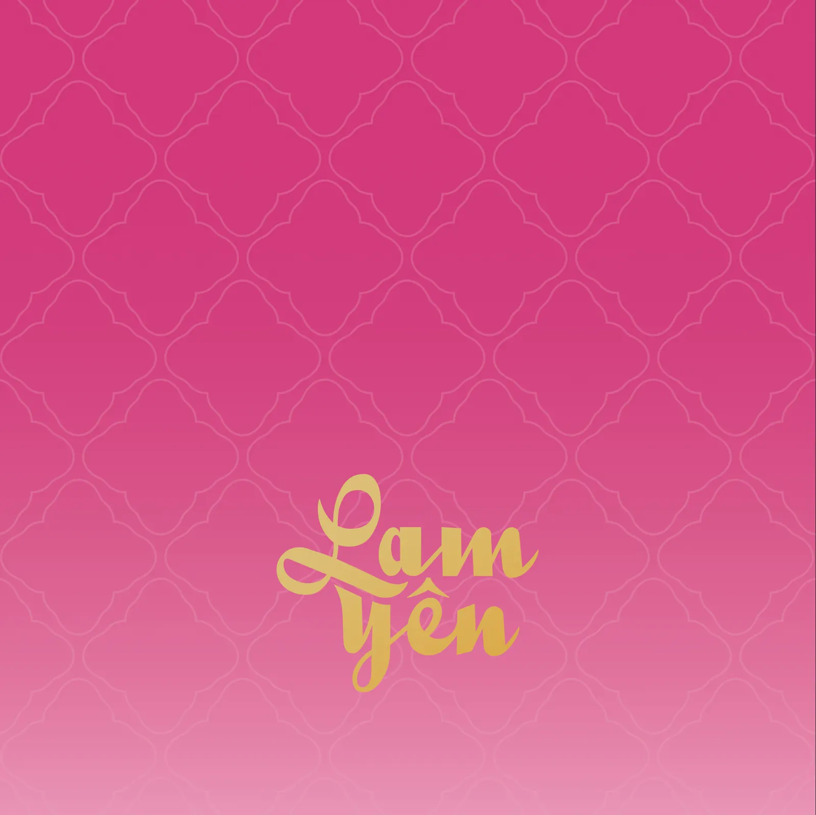 The signature paper bag in pink with the golden “Lam Yên” logo on the quatrefoil pattern.